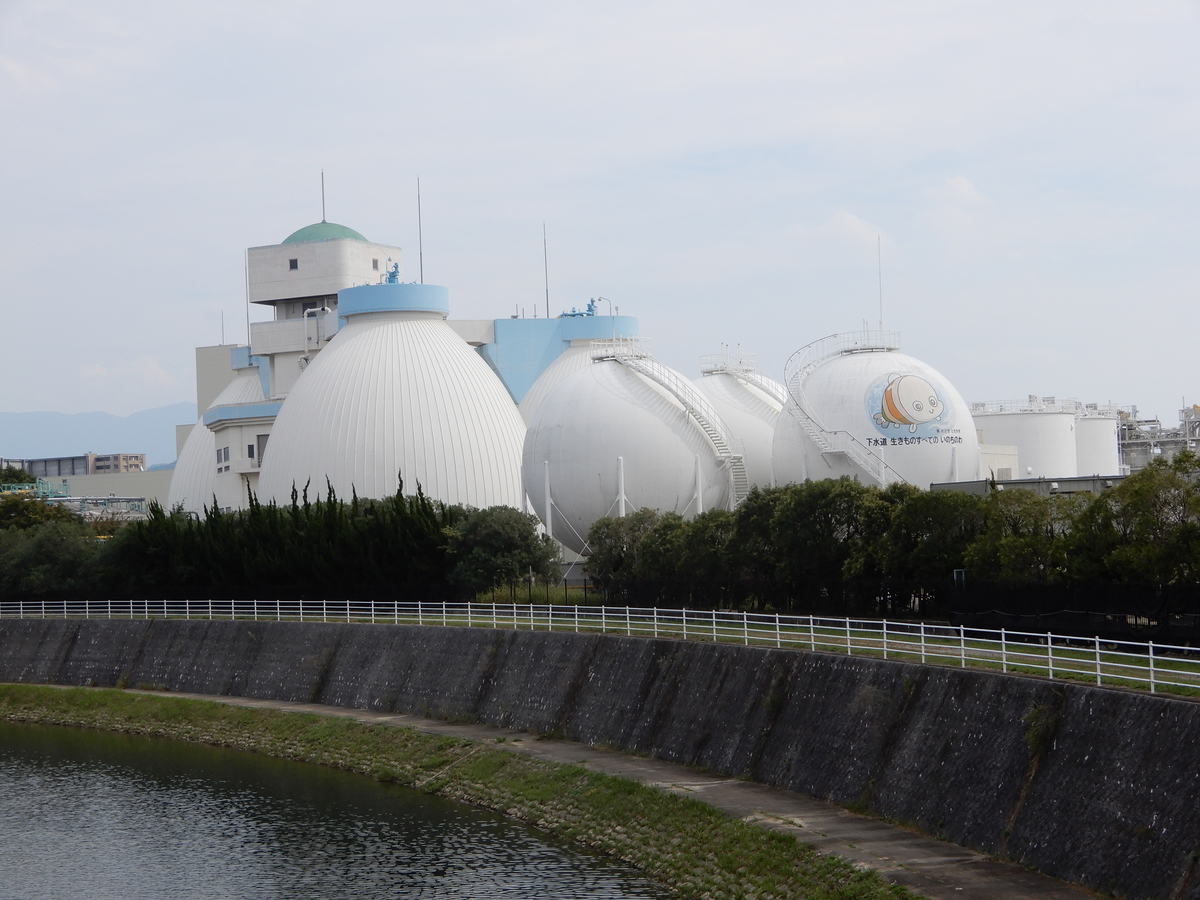 超巨大オニフスベ 御笠川浄化センターのタンク